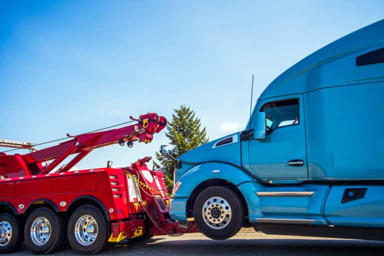 Accidents With Semi-Trucks: How Are Semi-Truck Accident Lawsuits Different From Car Accident Claims?